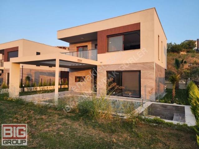 Soğucak, Kuşadası içerisinde satılık Villa