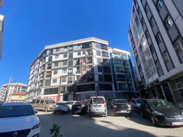 Bornova, İzmir içerisinde satılık mülk