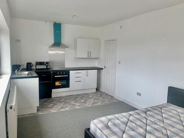Studio for rent in Canley, Coventry
