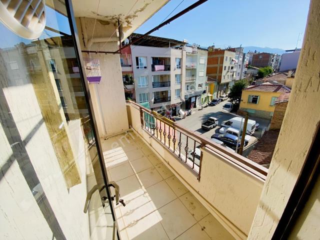 Tire, İzmir içerisinde kiralık mülk
