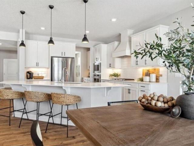 House for sale in Lakeville