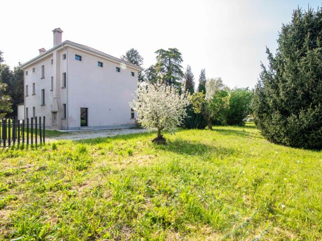 Villa Indipendente in affitto a Caselle, Selvazzano Dentro
