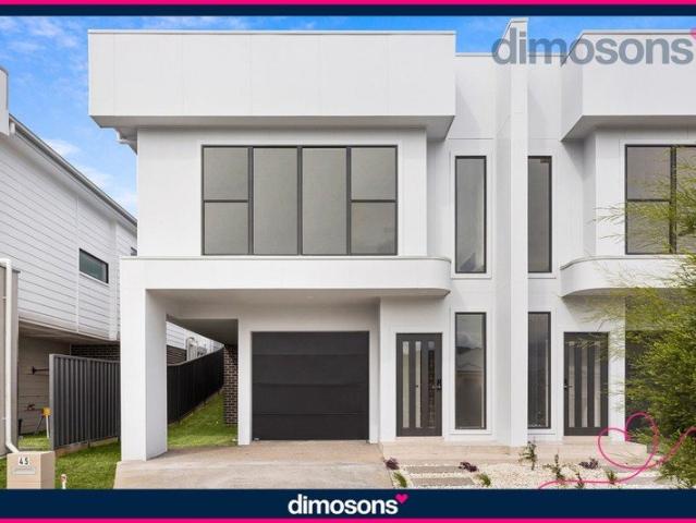 Townhouse for rent in Yellow Rock Ridge, Shellharbour City Council