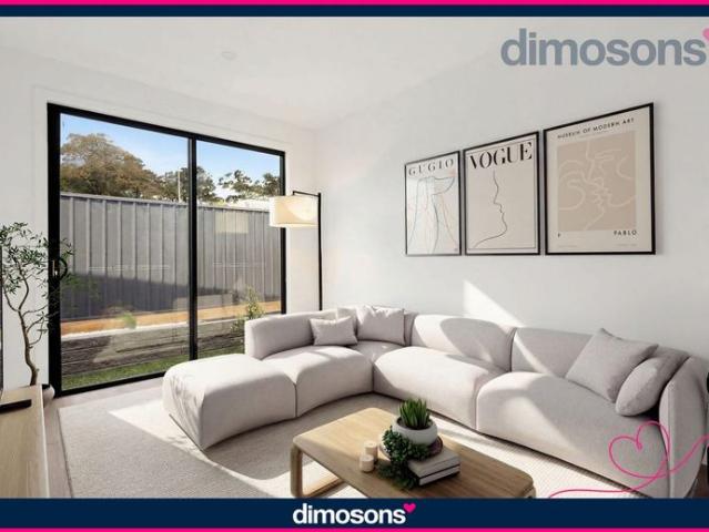Townhouse for rent in Yellow Rock Ridge, Shellharbour City Council