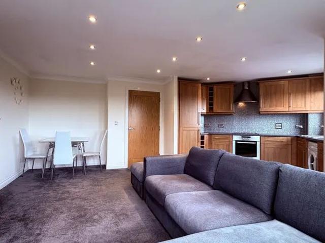 Apartment for rent in Outwood Gate, Bury