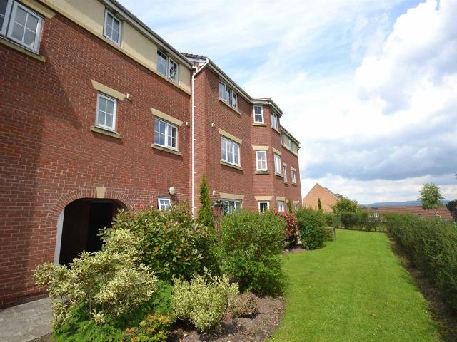 Apartment for rent in Outwood Gate, Bury