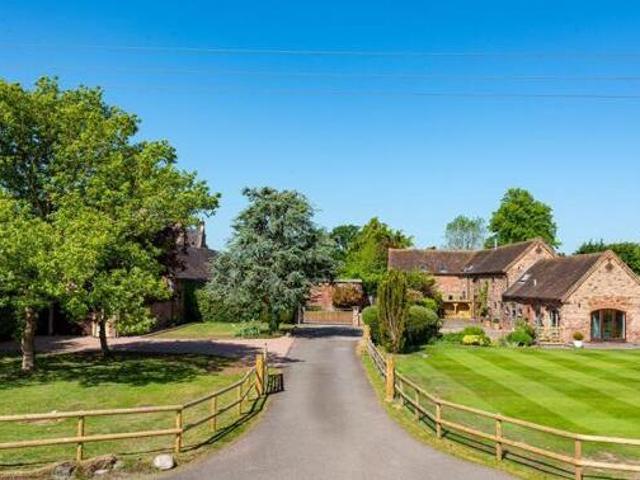 House for sale in Lyons, Greater London