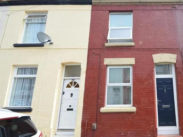 House for rent in Calderstones