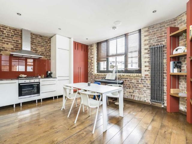 House for rent in Finsbury, Greater London