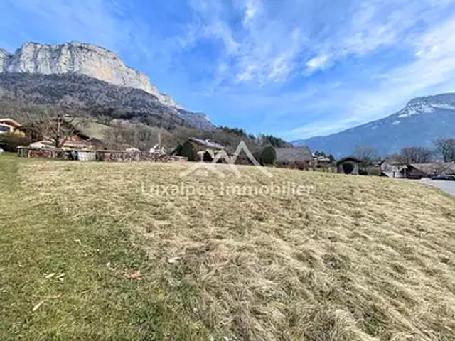 Terrain vente à Annecy, Dingy-saint-clair