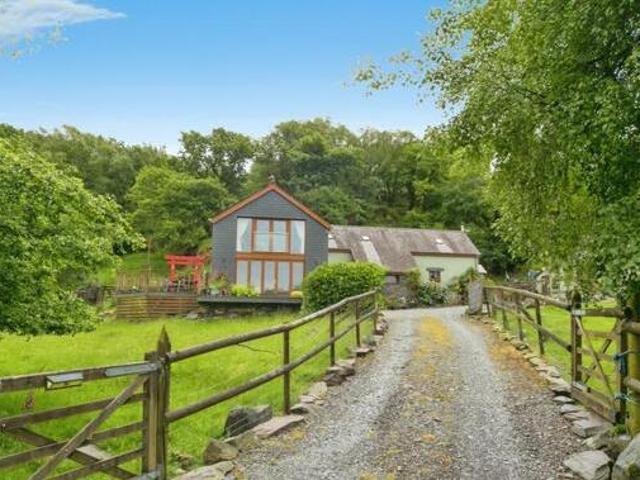 House for sale in Caernarfon