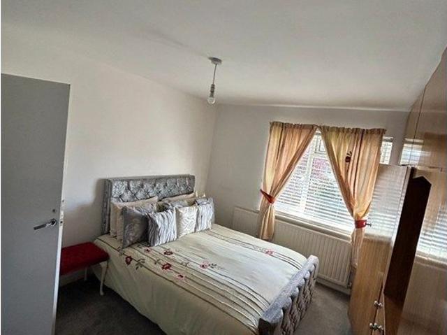 Room for rent in London Borough of Croydon, South Norwood