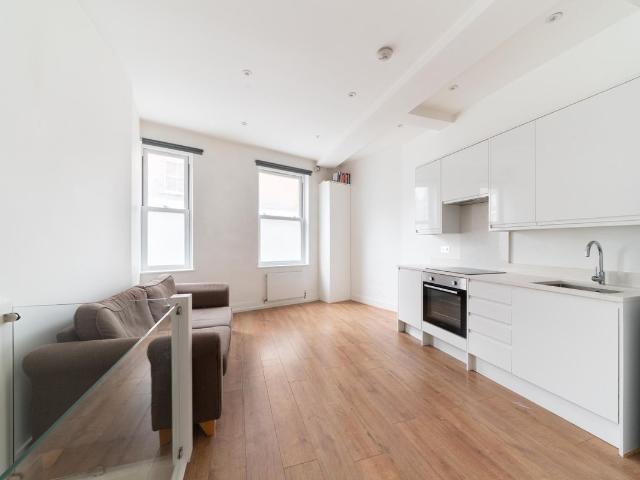 Apartment for rent in Balham, Greater London