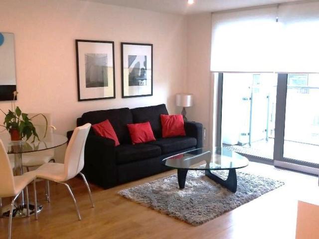 Apartment for rent in Bromley-by-Bow, Poplar Grove