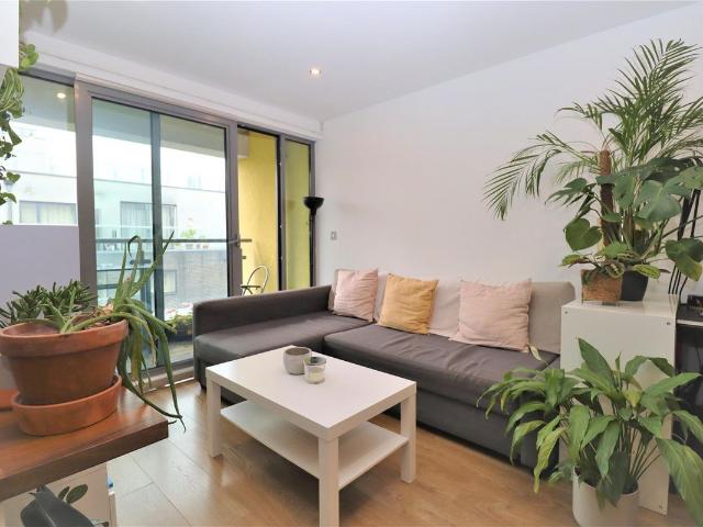 Apartment for rent in Bromley-by-Bow, Greater London