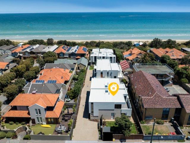 Townhouse for sale in Camerons Creek, Victoria