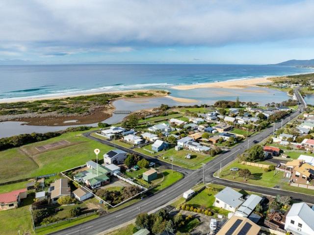 House for sale in Scamander, Tasmania