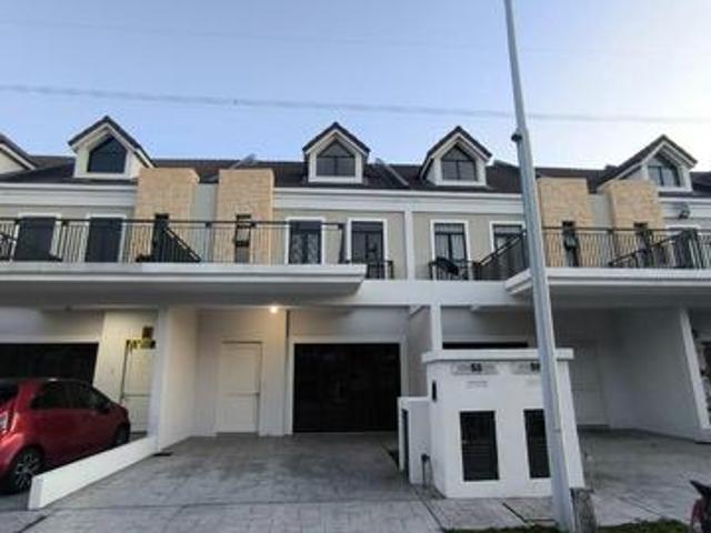 Terraced House for sale in Tanjong Sepat, Selangor