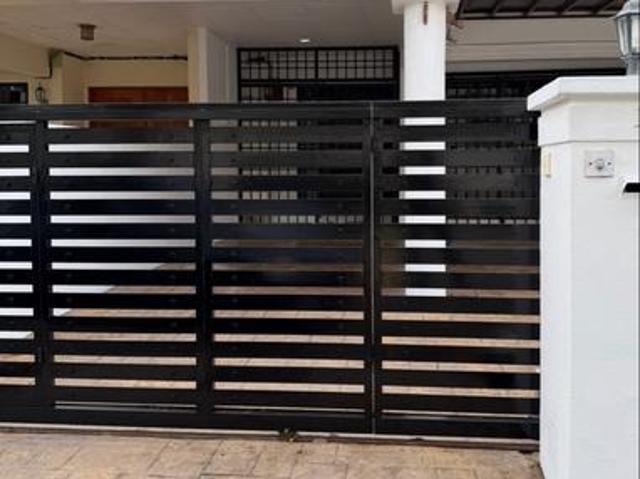 Terraced House for sale in Barat Daya, George Town