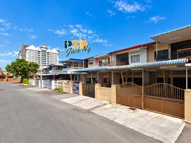 Terraced House for sale in Wellesley, Penang