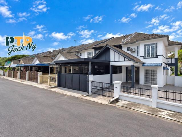 Terraced House for sale in Mukim 16, Tena