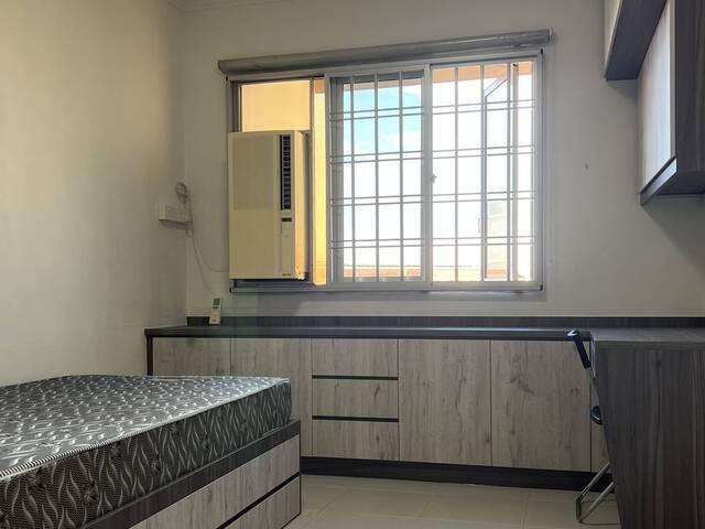 Room for rent in Changi, 17 Far East, Changi