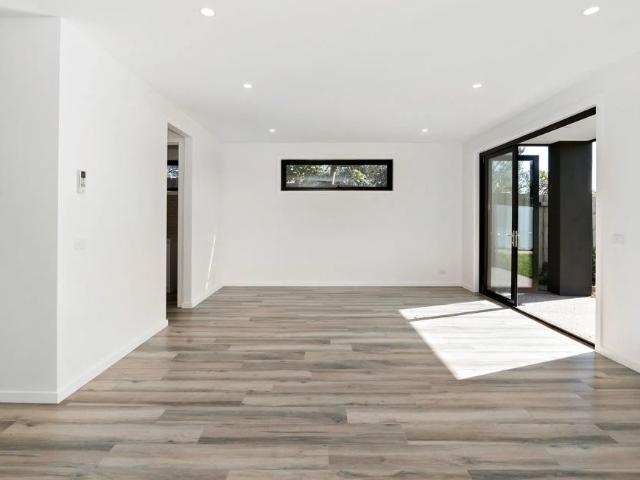 Townhouse for rent in Seaford, Melbourne