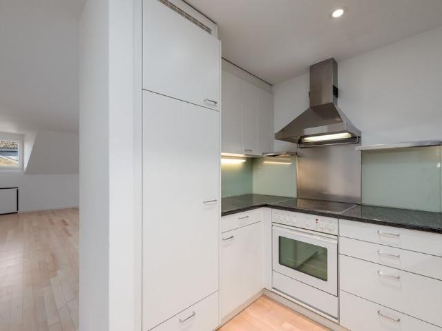 Apartment mieten in Einigen, Zürich