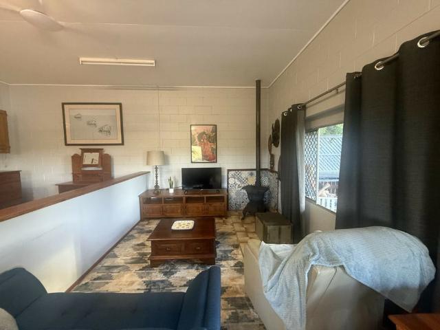 Apartment for rent in Glen Allyn, North Johnstone