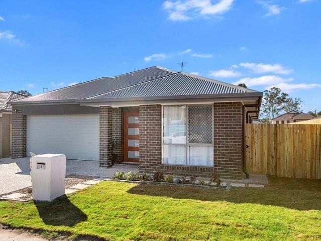 House for rent in Hillcrest, Greater Brisbane