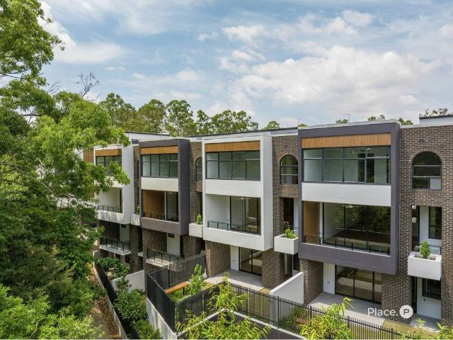 Townhouse for sale in Toombul, Queensland