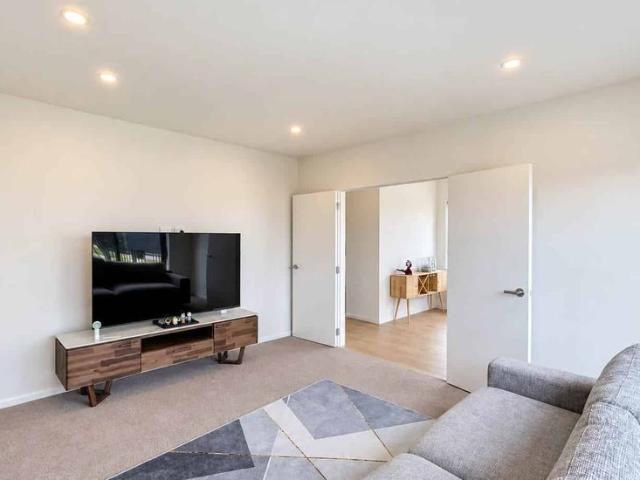 Townhouse for rent in Park Green, Papakura