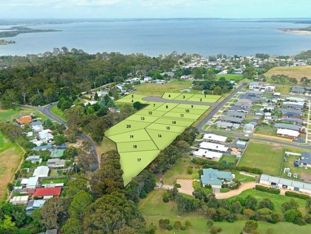 Land for sale in Eagle Point, Victoria