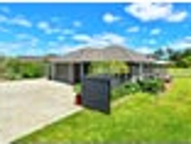 House for sale in Awhitu