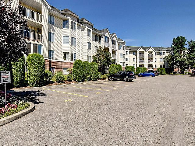 Condo for sale in Winfield, British Columbia