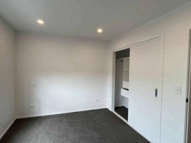 Townhouse for rent in Waitākere, Waitākere Ranges