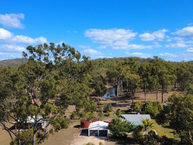 Cottage for sale in Turkey Beach, Queensland