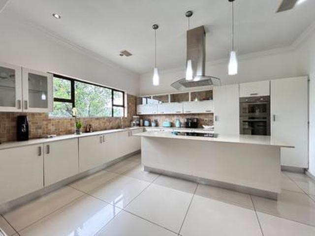 House for sale in Ifafi, Hartbeespoort Dam Nature Reserve