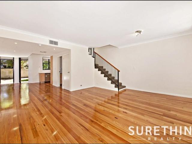 Townhouse for rent in Sydney, New South Wales