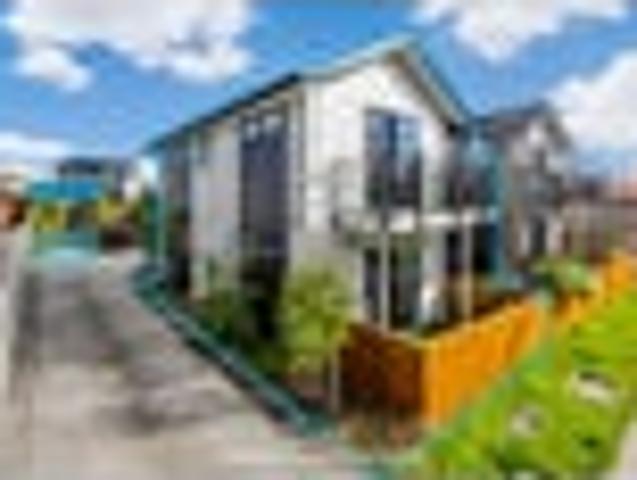 Townhouse for sale in Kelston