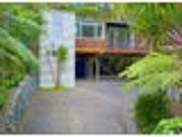 House for sale in Oratia, Oroua County