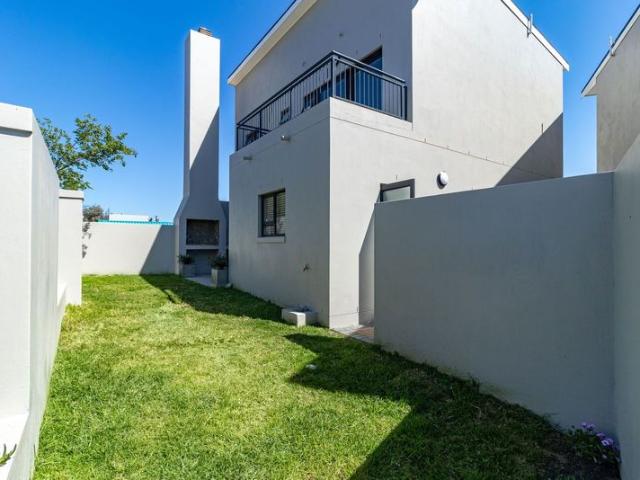 Apartment for sale in Kraaifontein, Western Cape