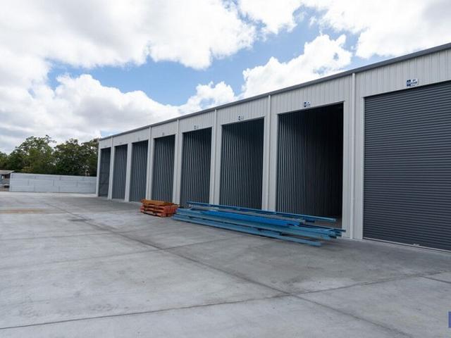 Warehouse for rent in Toombul, Queensland