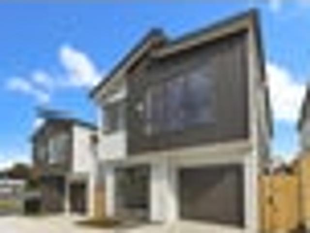 House for sale in Howick