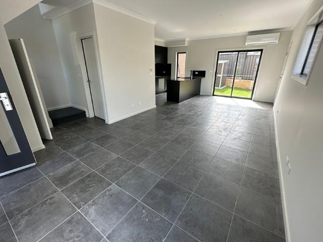 Townhouse for rent in Camerons Creek, Victoria