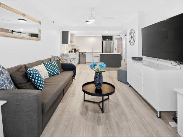 Apartment for sale in Gold Coast, Gold Coast Urban