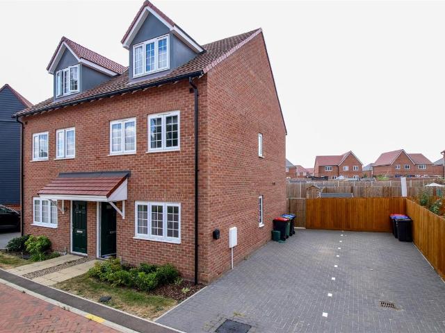 Apartment for rent in Chipping Hill, Essex