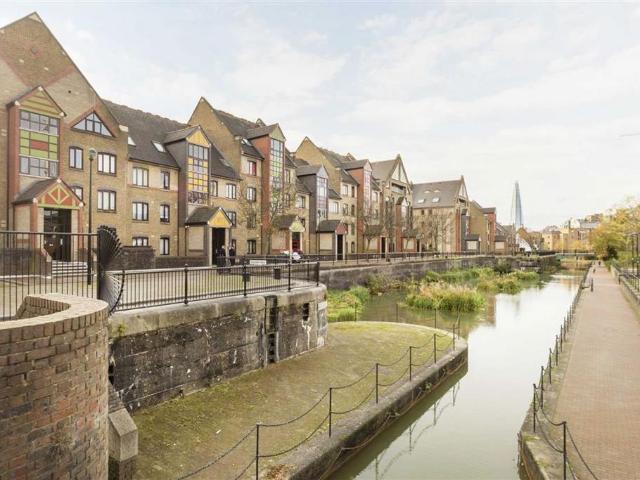Apartment for rent in St. George in the East, Wapping