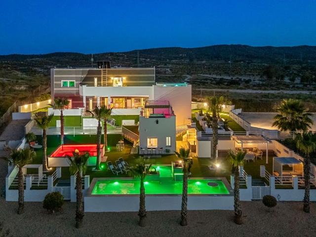 Casa en venta en Torremendo, el Baix Segura / La Vega Baja