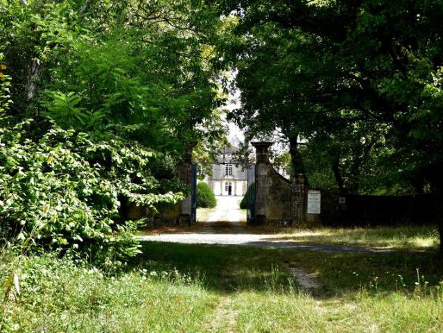 Maison vente à Saint-Jean-d'Angély, Saint-jean-d'angély
